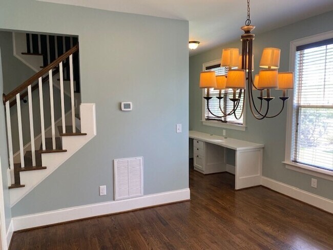 Building Photo - 1352 Legendary Ln