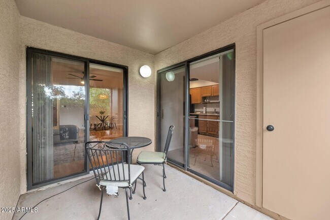 Building Photo - 9445 N 94th Pl