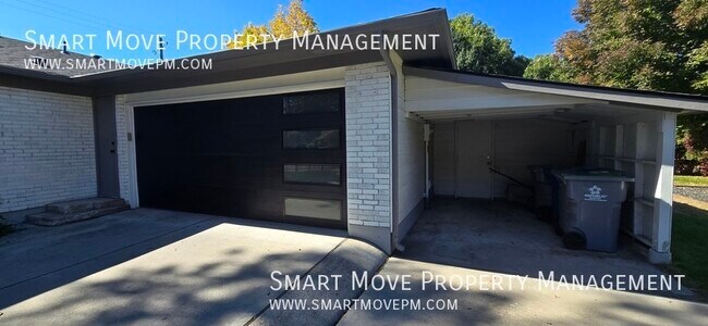 Building Photo - 4298 Catalpa-
