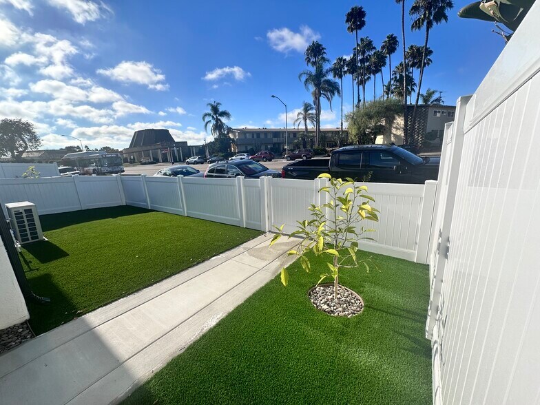 Building Photo - 4357 Clairemont Mesa Blvd