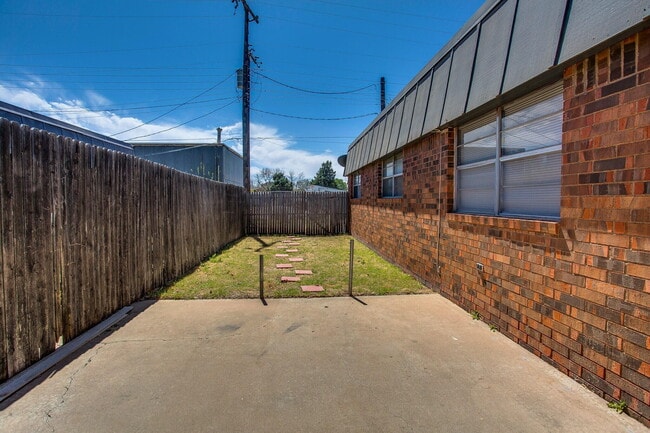 Building Photo - 3715 53rd St