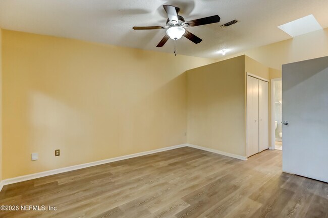 Building Photo - 3476 Raymur Villa Dr