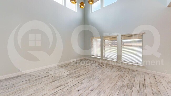 Building Photo - 6231 Lumley Rd
