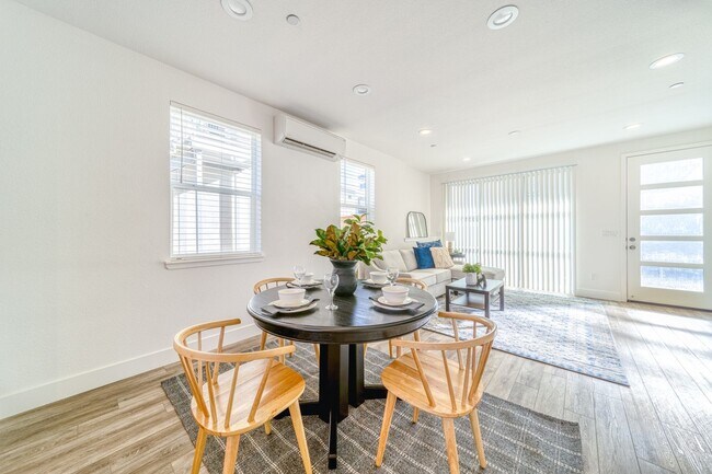 Building Photo - Phase 1 Bungalow Rental - Lot D40 Main