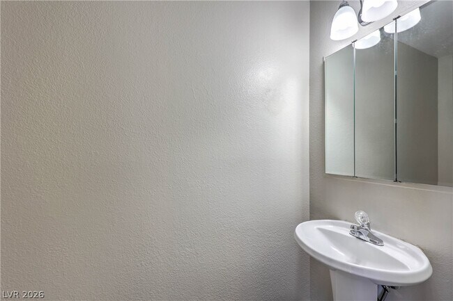 Building Photo - 343 Greenbriar Townhouse Way