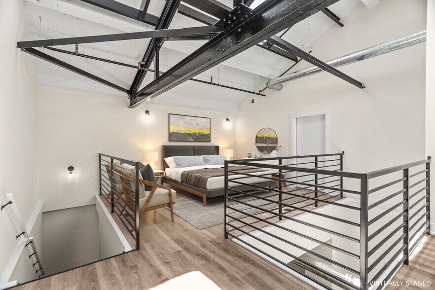 Building Photo - 1453 Maple Ave