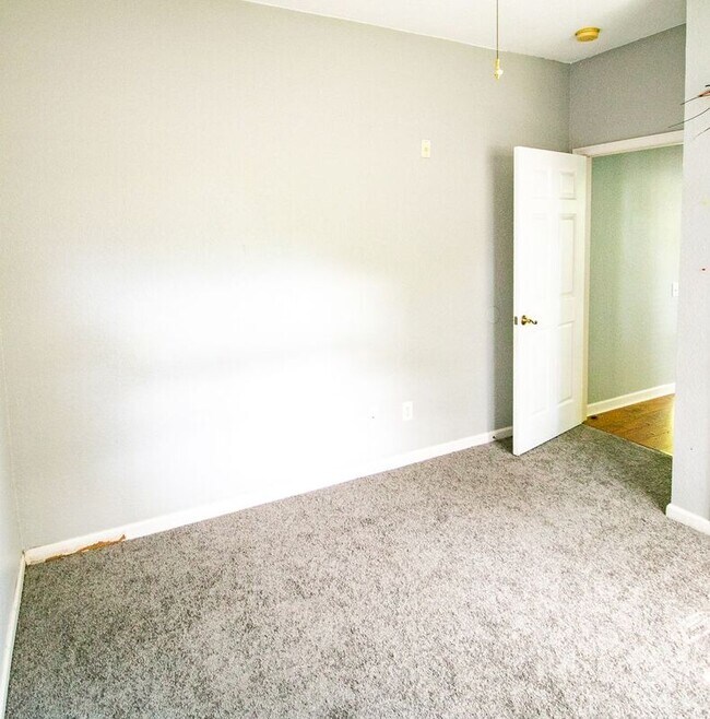 Building Photo - 584 Brantley Terrace Way