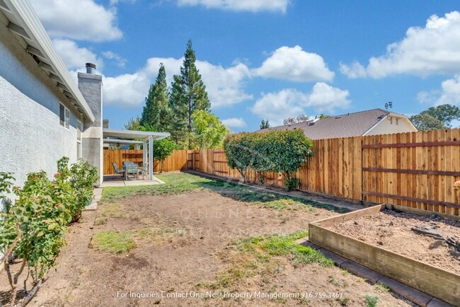 Building Photo - 563 Aspen Meadows Way