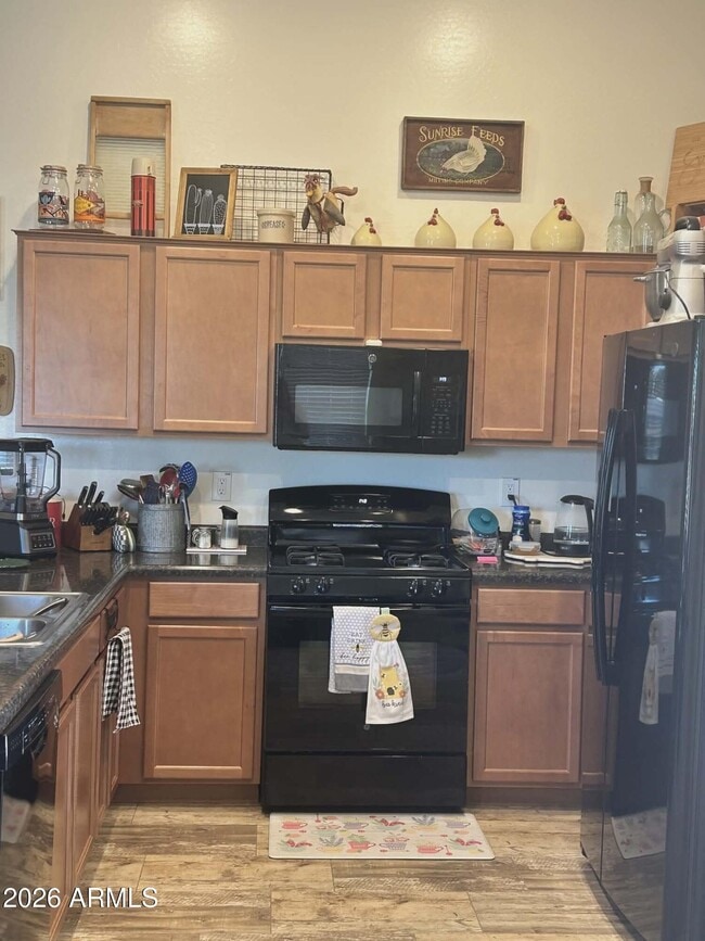 Building Photo - 11005 E Verbina Ln