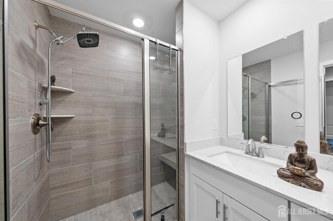 Building Photo - 1901 Swales Ct