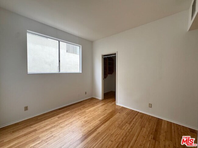 Building Photo - 1655 Selby Ave