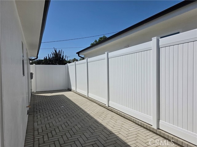 Building Photo - 17101 Kingsbury St