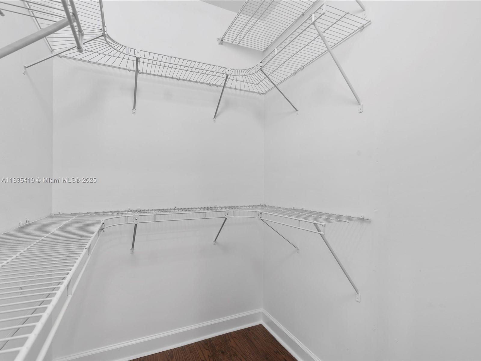 Building Photo - 15568 SW 39th St
