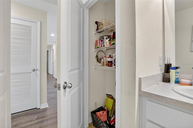 Building Photo - 2841 Gumbo Limbo Dr