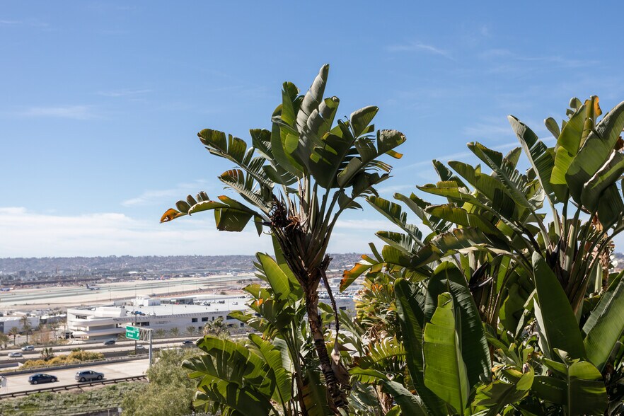 Building Photo - 3217 Columbia St