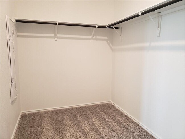 Building Photo - 125 Wolseley Dr