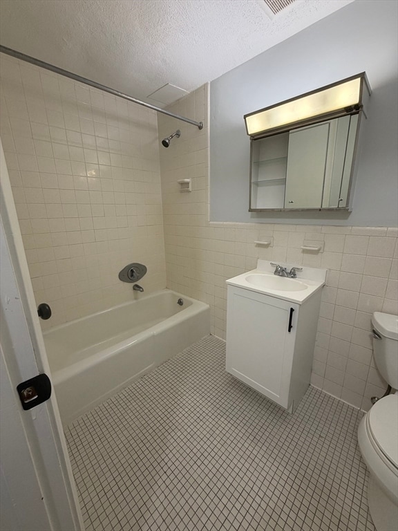 Building Photo - 85 Trapelo Rd