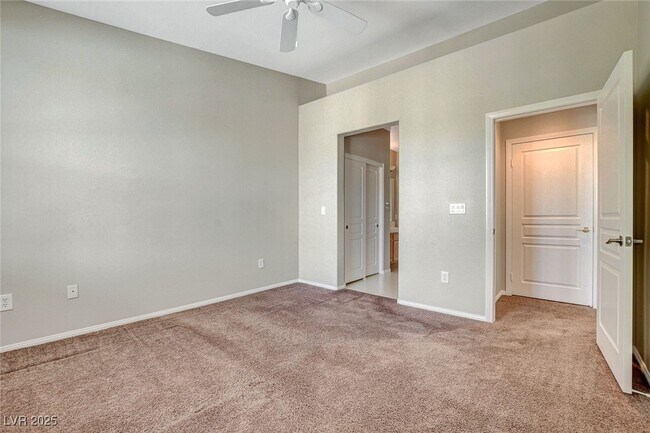 Building Photo - 669 Peachy Canyon Cir