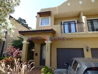 Building Photo - *** 3/2.5  with 1 car garage/ Townhouse Th...