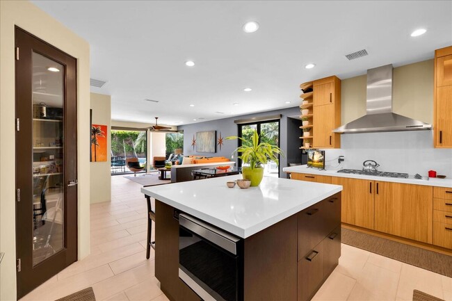 Building Photo - 45730 Indian Canyon Rd