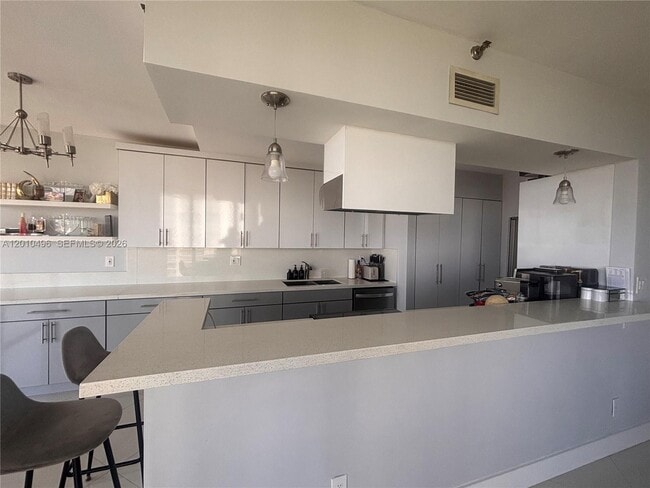 Building Photo - 19355 Turnberry Way