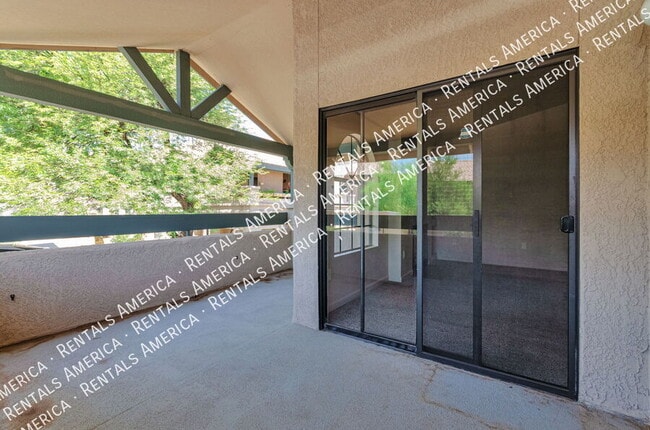Building Photo - 101 S Players Club Dr
