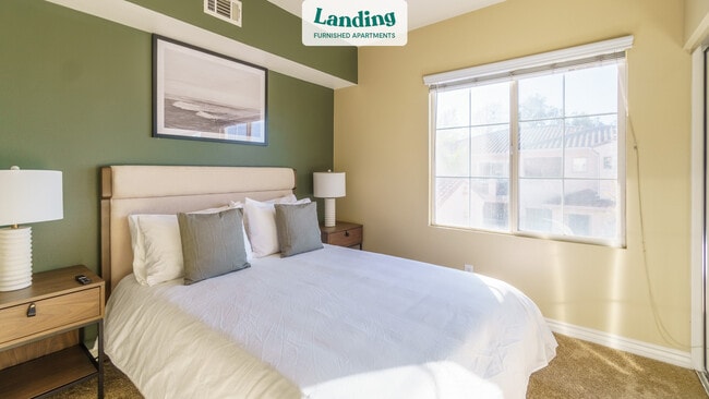 Building Photo - 8250 Vineyard Ave