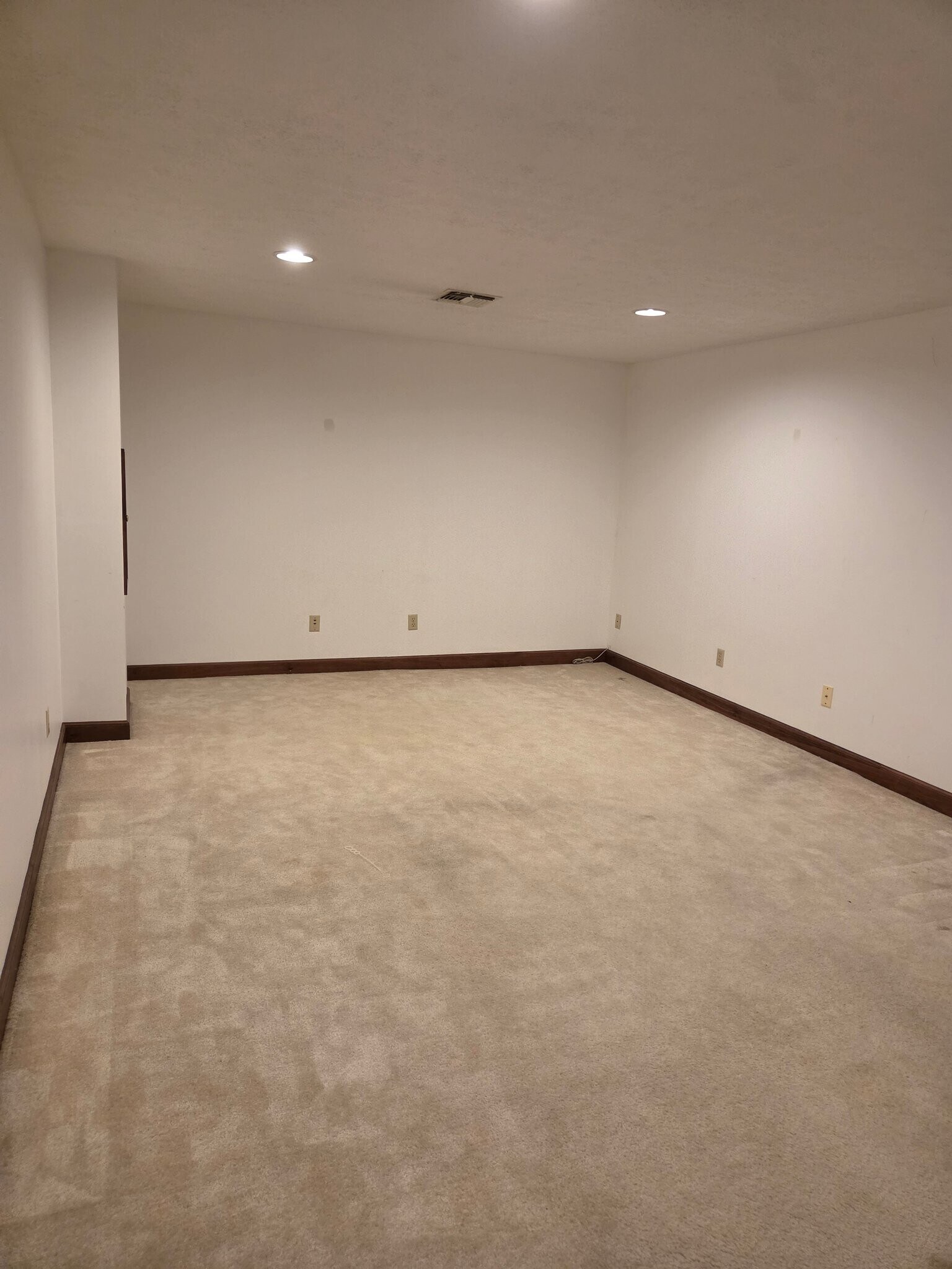 Building Photo - 2222 Gosforth Ln