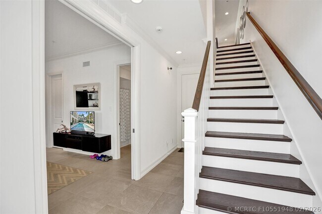 Building Photo - 381 E Cannery Row Cir