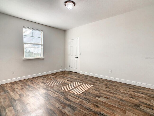 Building Photo - 8917 Blue Mesa Dr