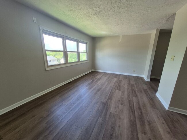 Building Photo - 2816 Nacoma Pl