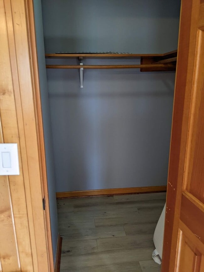 Building Photo - 5990 Idlewild Rd