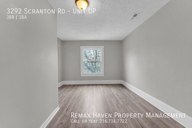 Building Photo - 3292 Scranton Rd UP, Cleveland - Spacious ...