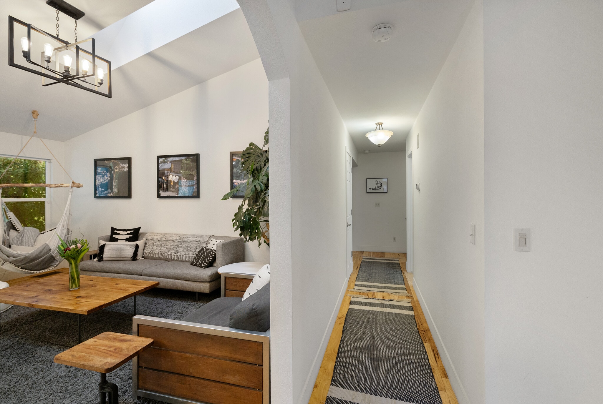 Building Photo - 1557 Bramble Ct