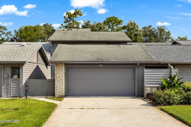 Building Photo - 172 Deer Lake Cir