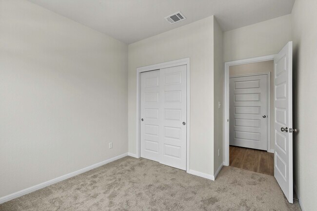 Building Photo - 2320 Jack Nora Wy