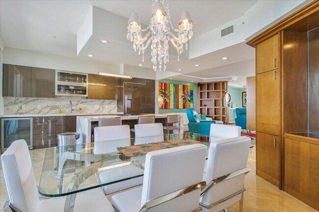 Building Photo - 3100 N Ocean Blvd