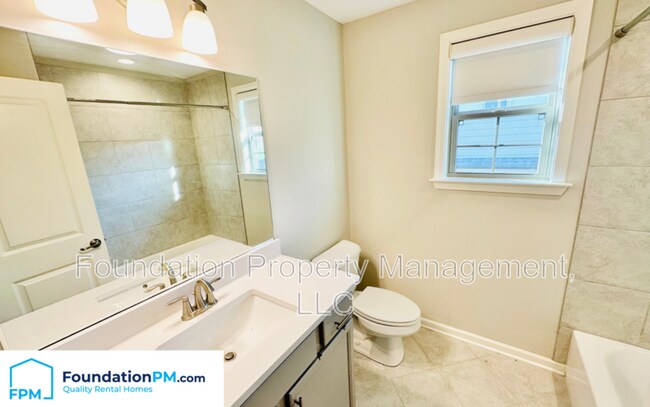 Building Photo - 2257 Applemill Dr