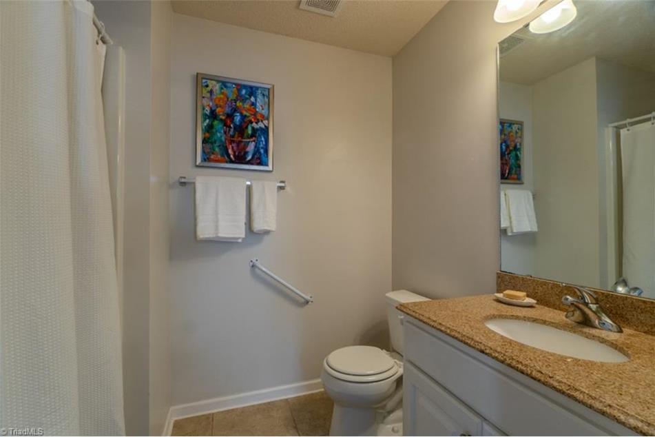 Building Photo - 4320 Cedarcroft Ct