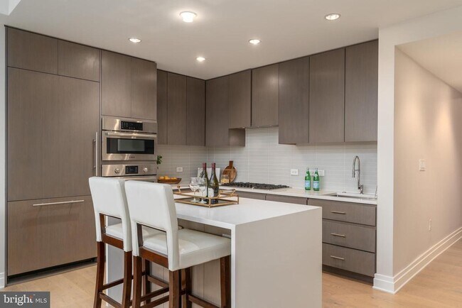 Building Photo - 2501 M St NW