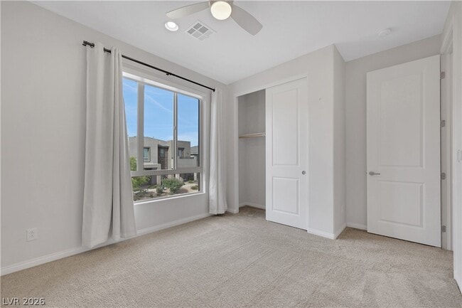 Building Photo - 11696 Redwood Mountain Ave