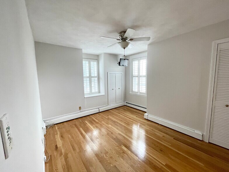 Building Photo - 130 P St