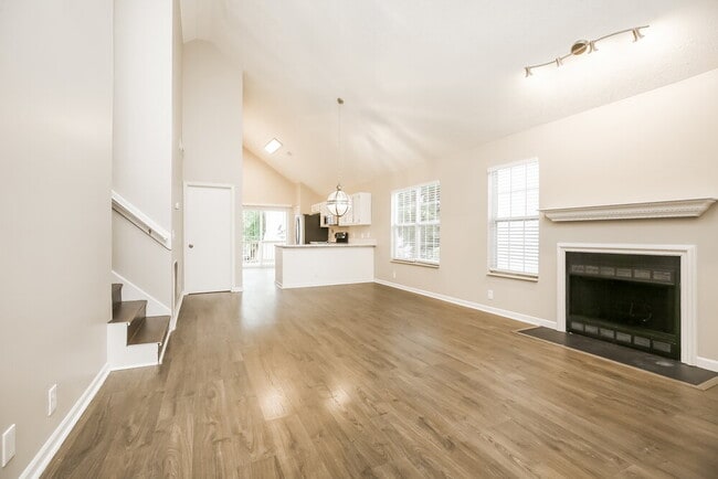 Building Photo - 1007 Lassiter Dr