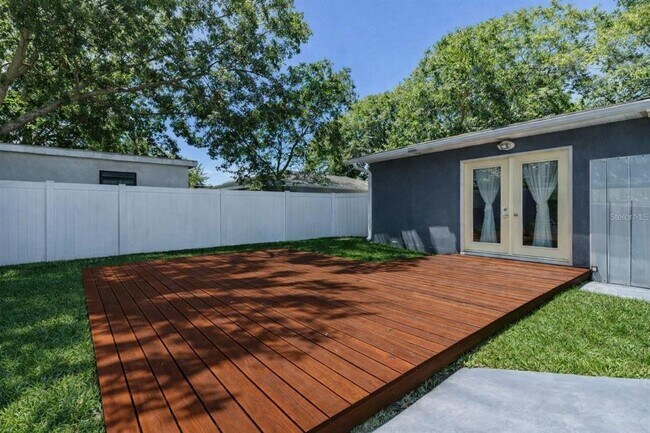 Building Photo - 4106 W Carmen St