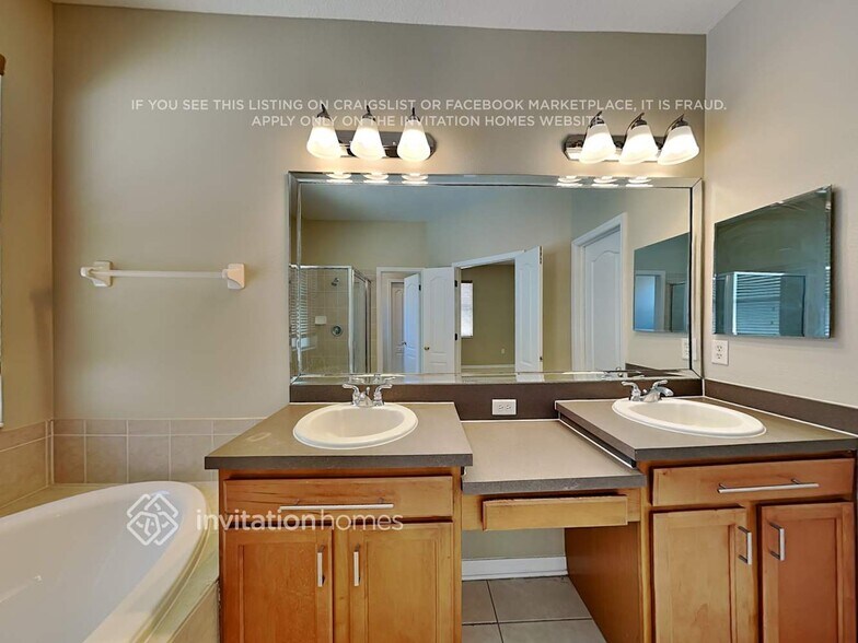 Building Photo - 1203 Gentilly Ln