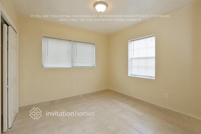 Building Photo - 18935 NW 8th Ave