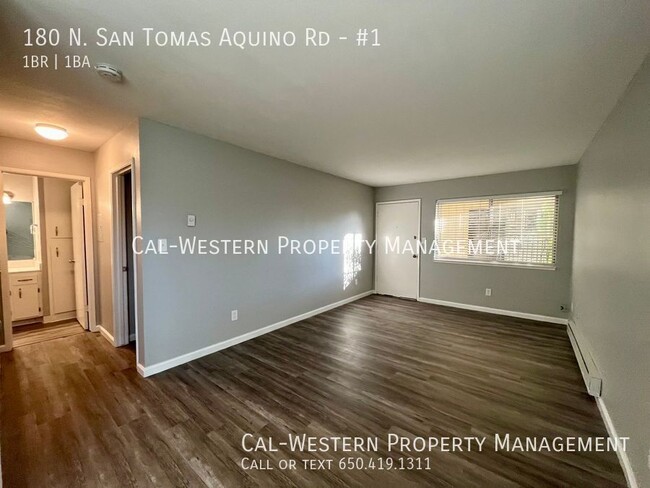 Building Photo - Corner unit, spacious 1/1 Apartment close ...