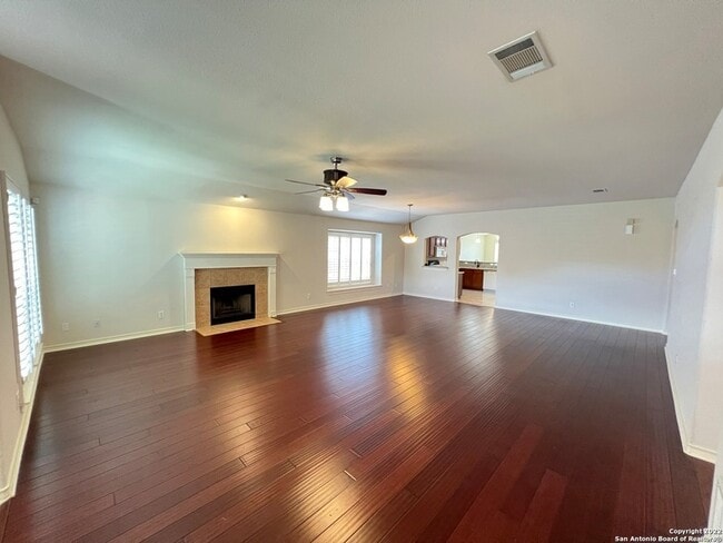 Building Photo - 1303 Bluff Forest