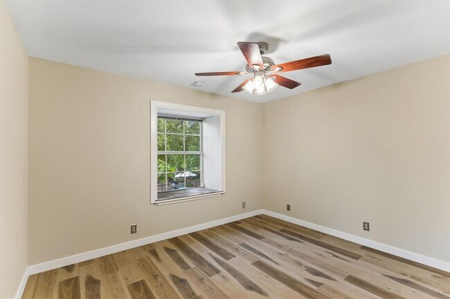 Building Photo - 7801 Shoal Creek Blvd