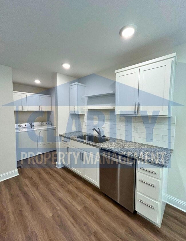 Building Photo - Newly constructed House w/ 3 Bedrooms!